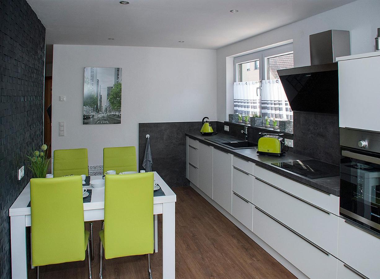 Hochwertige Und Moderne Ferienwohnung Huber Neuweiler  Exteriér fotografie